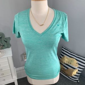Nike// workout tee size small